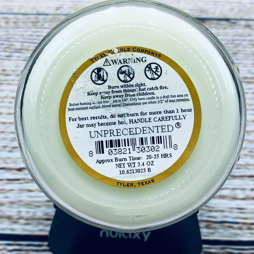 Tyler Candle Company Unprecedented Scented Candle Bougie Parfumee‎ 3.4 oz